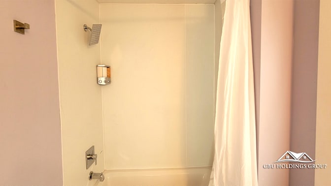 GBU Holdings Group's room