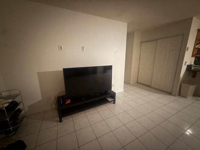 zoe's room