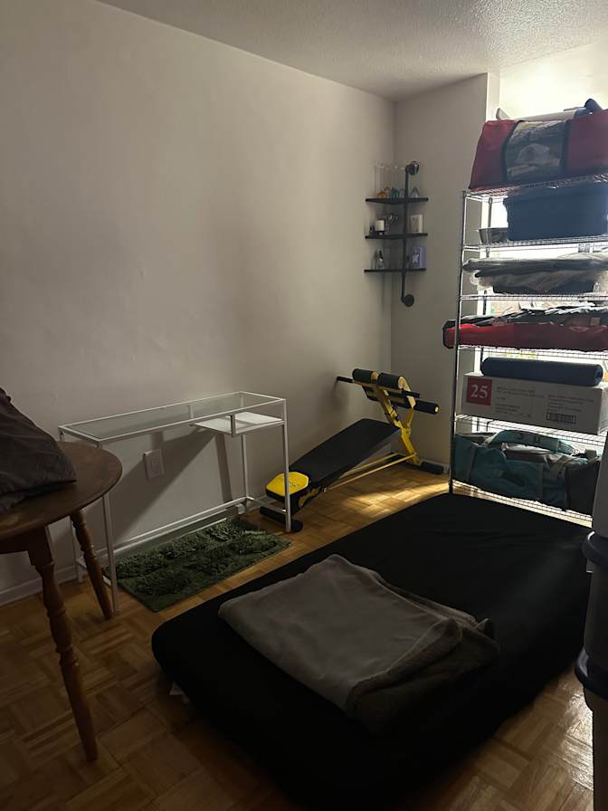 Carla's room