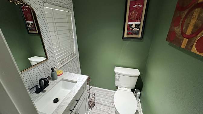REGINALD CAMPBELL's room