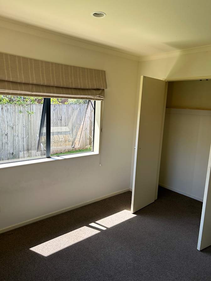 Geoff's room