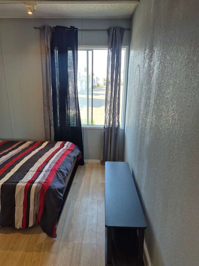 Alfredo's room