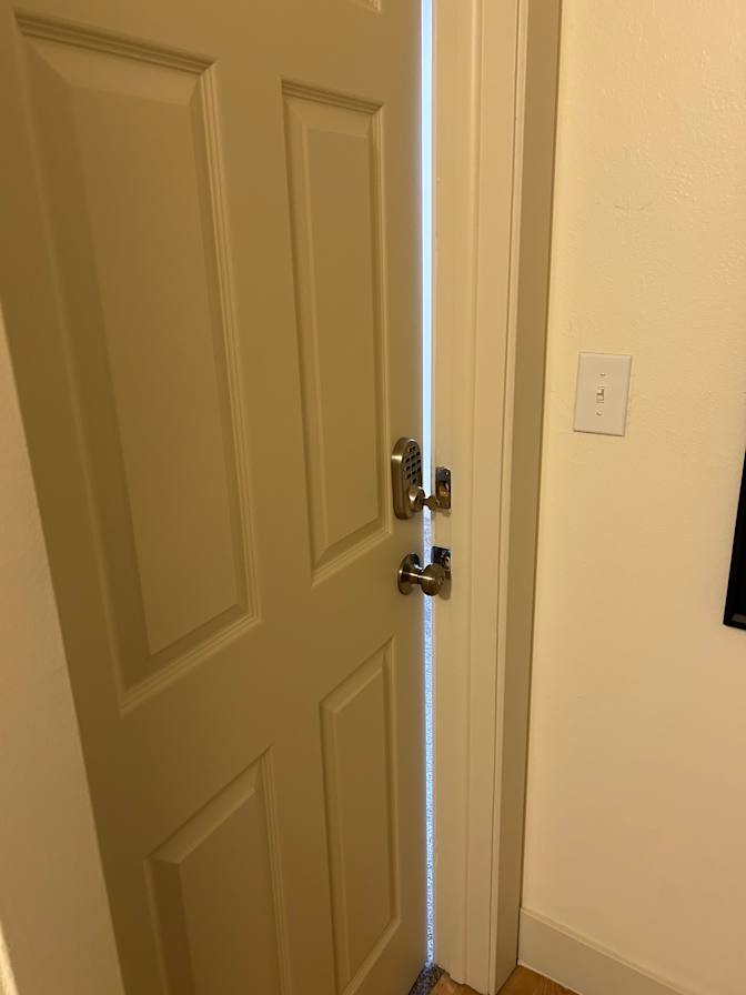 Lon's room