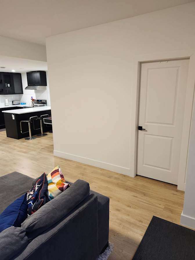 South Surrey - Grandview Heights's room