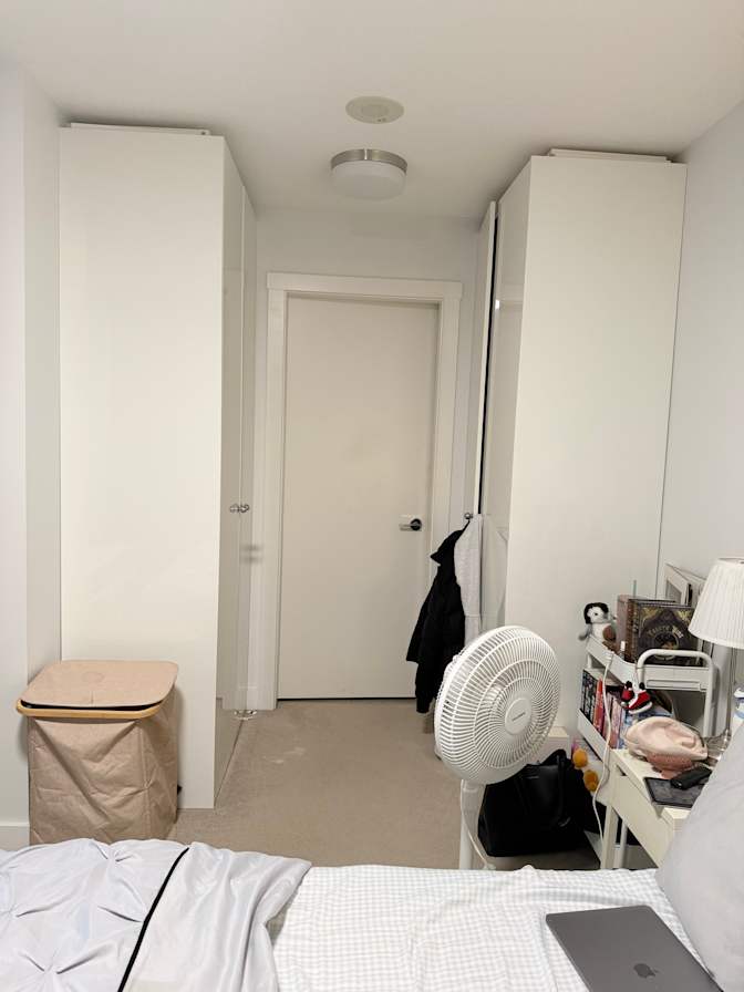 Chahat's room