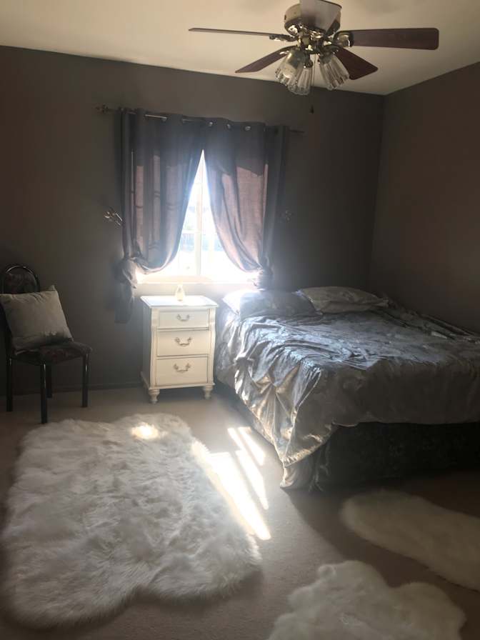 Jeni's room