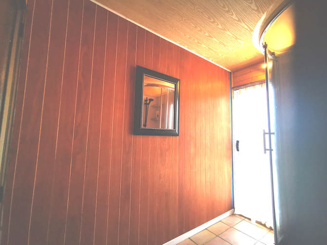 Aurora Cousins's room