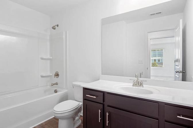 Alcove Rooms's room