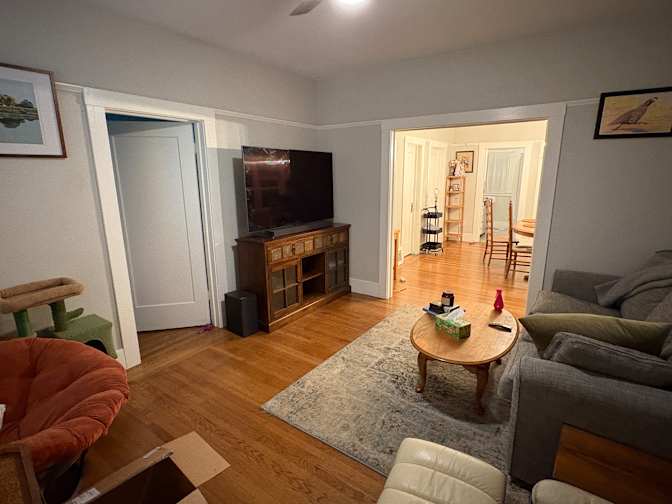 Alexander Paz's room