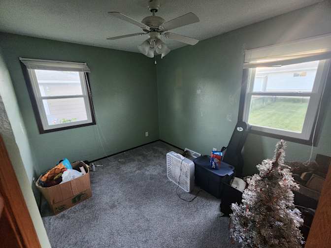 Derek Huebbe's room