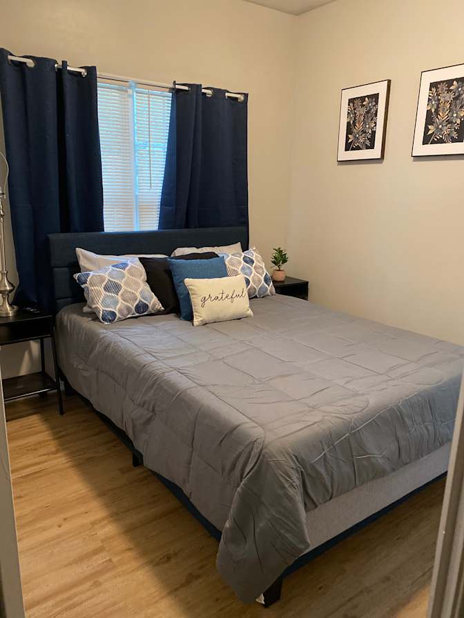 Simmie's room