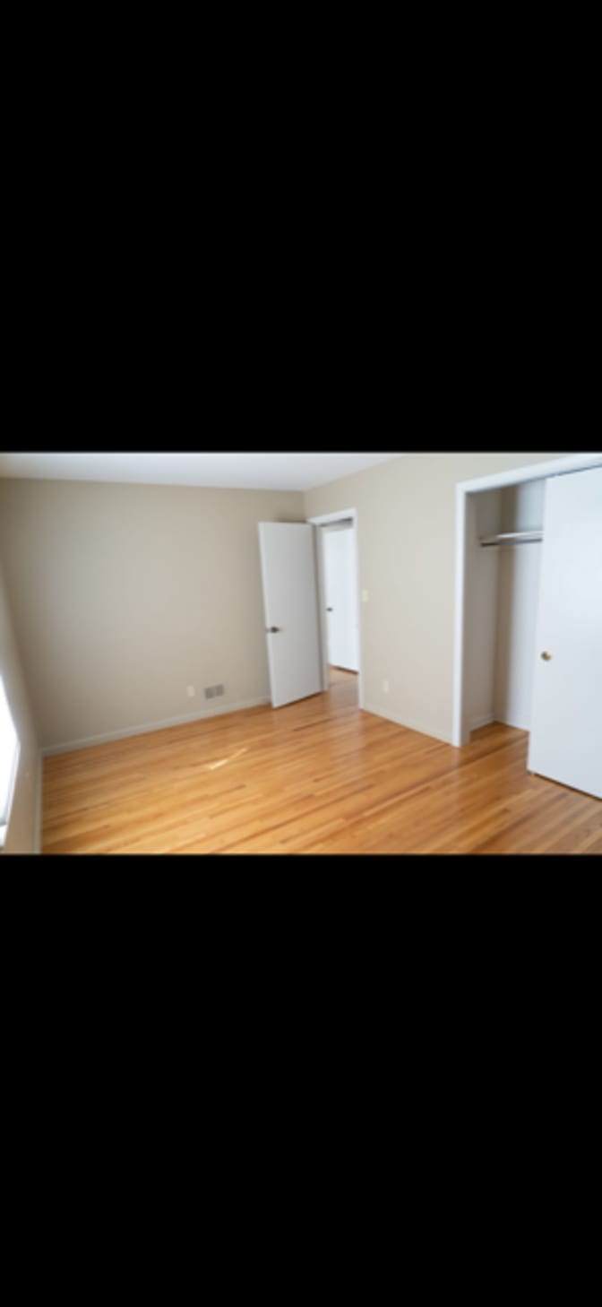 CHRIS's room