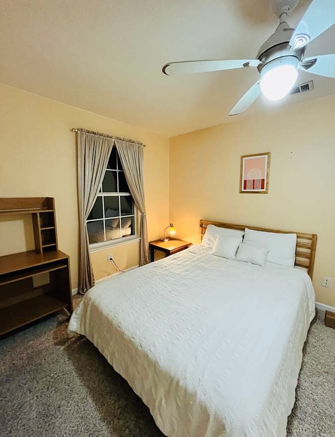 Hoa Tran's room