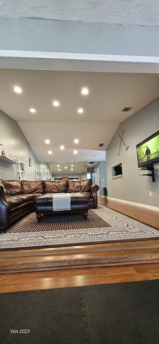 Cozy Home Away Rentals's room