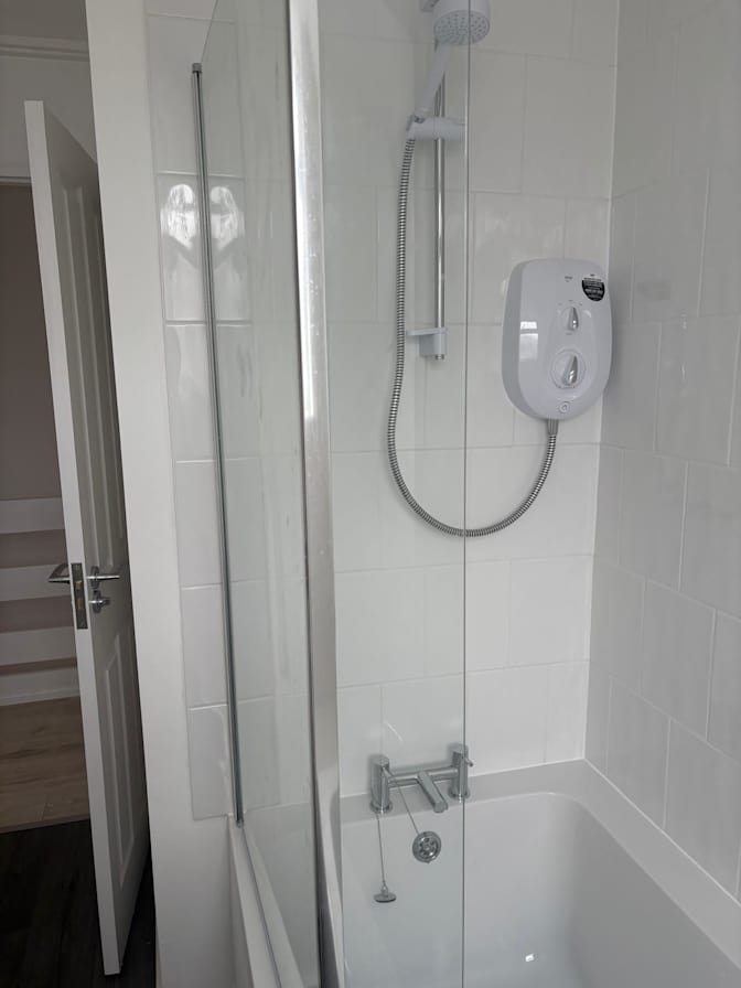 Sabrecore Holdings Ltd's room