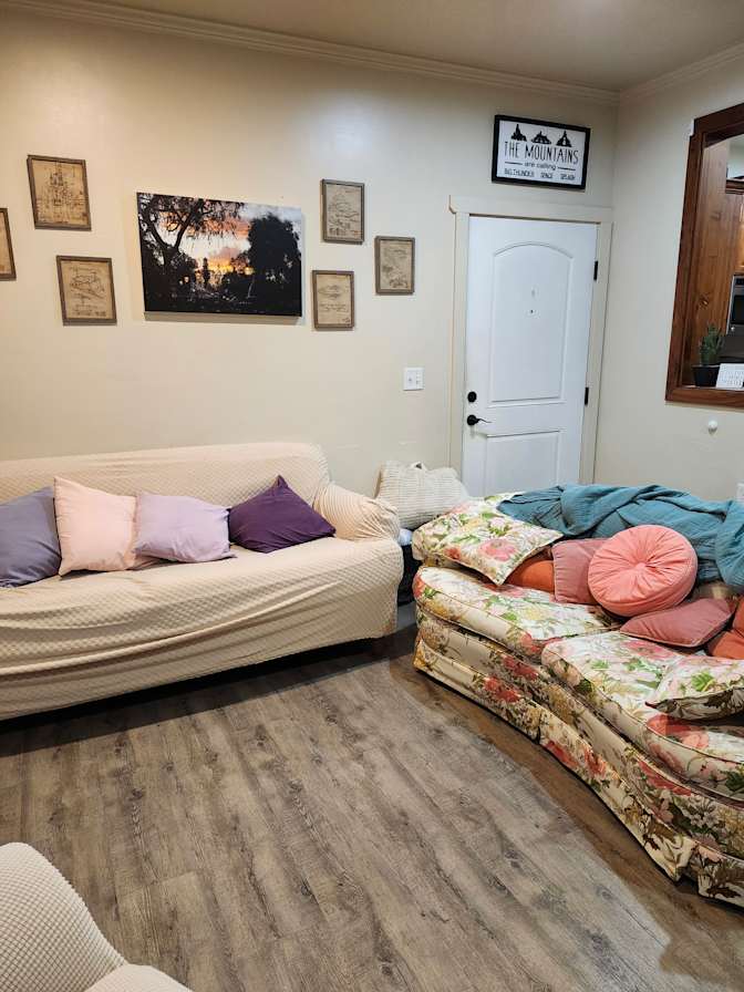 Kimmy's room