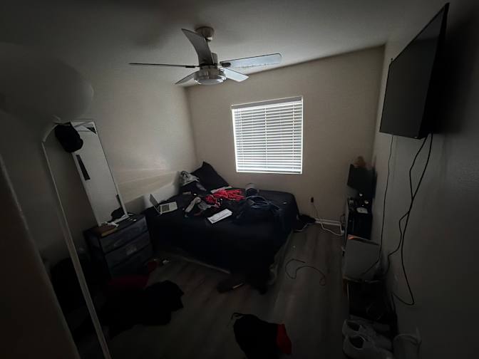 alfredo's room