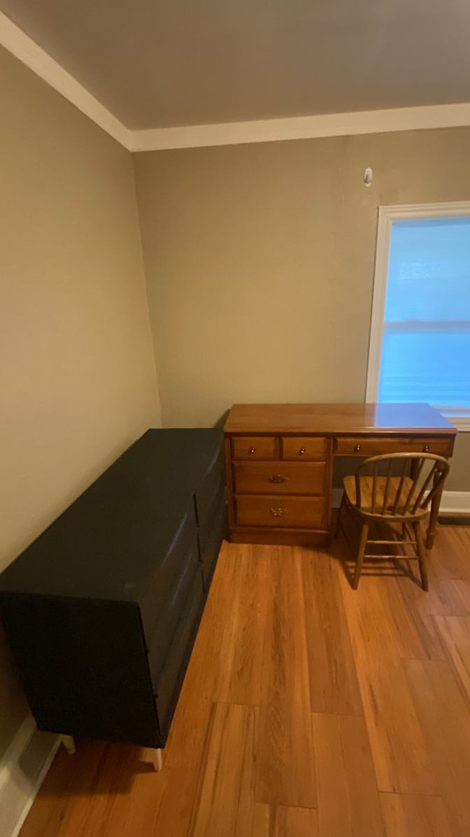 Andrea's room
