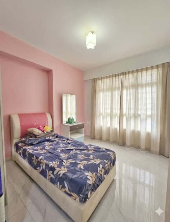 Tan Siang wen zech's room