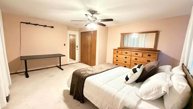 Renan's room