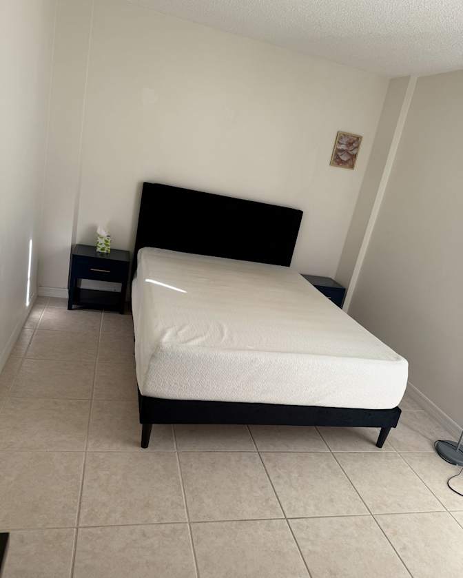 Ana's room