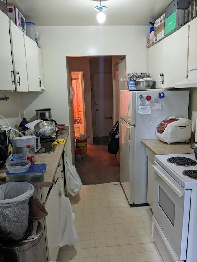 PAN JUN DENI PARK's room