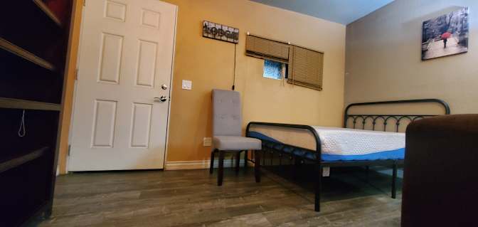 NEW FURNISHED PRIVATE ROOM's room