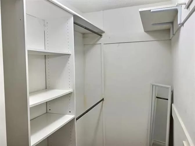 Hiro's room