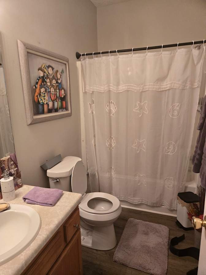 Victoria's room