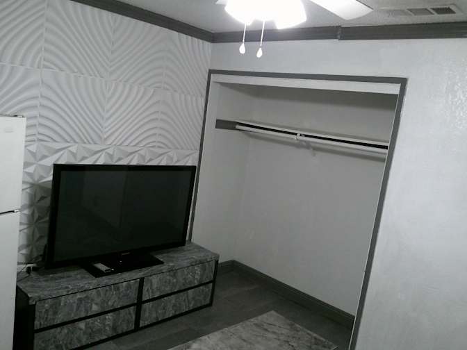 Charles pointer's room