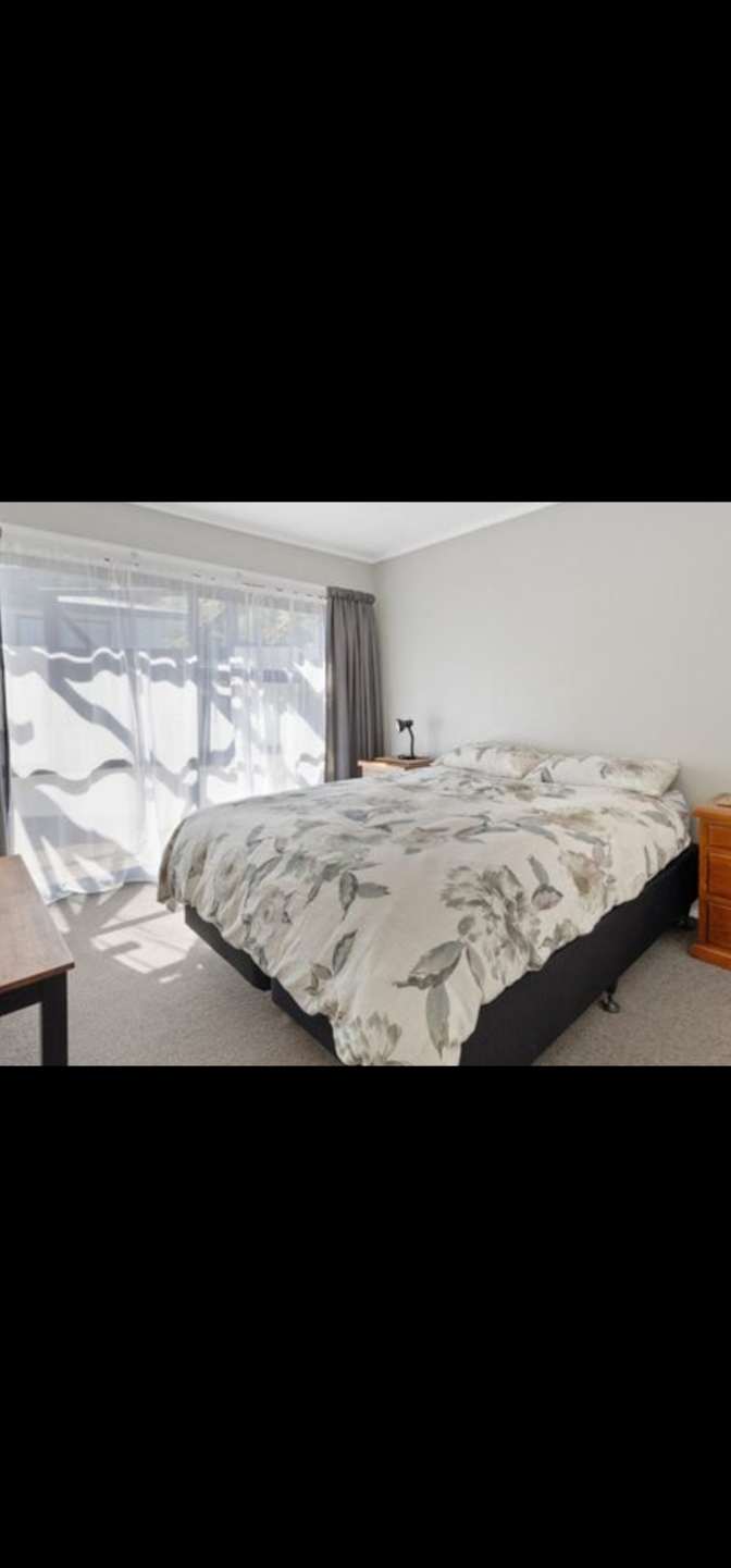 J k's room