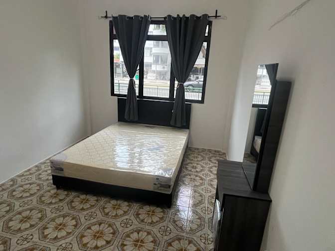 Mohammad's room