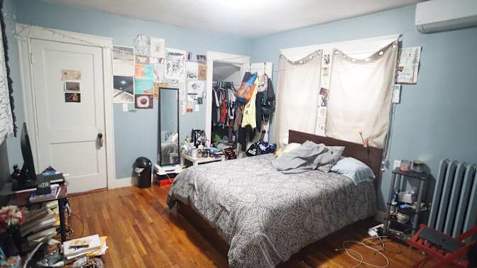 Steven's room