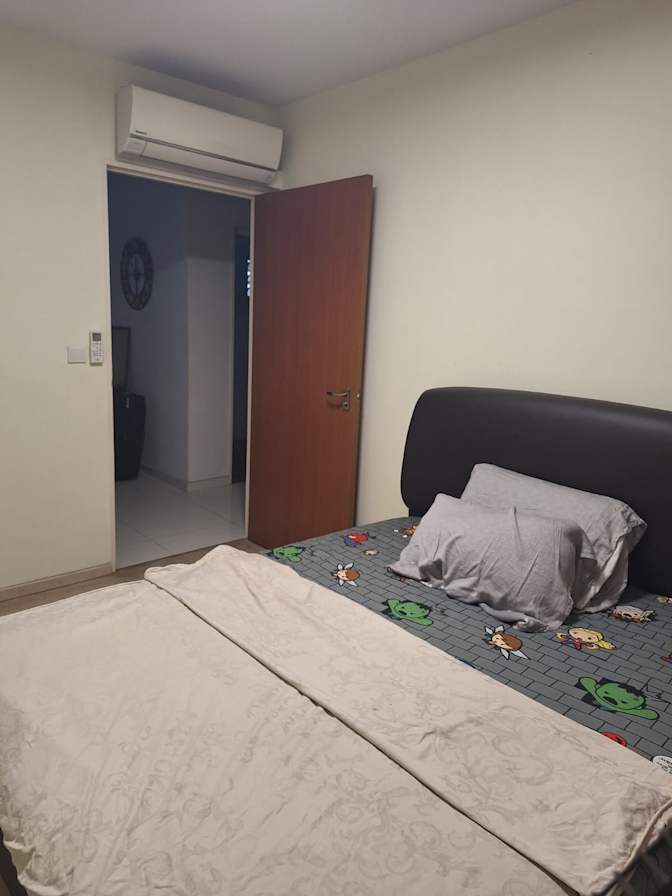 Keng's room