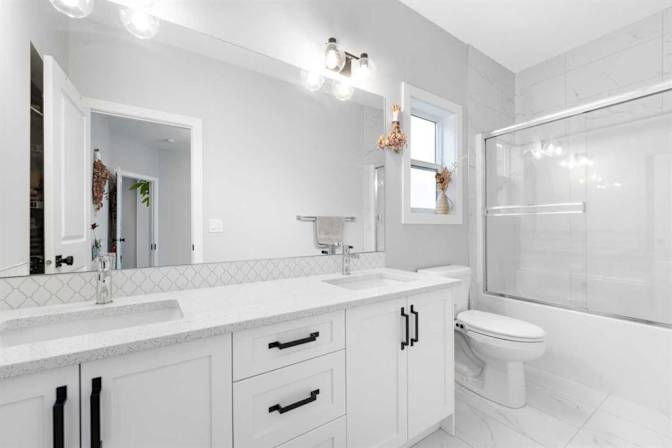 Meng Qiong Huang's room