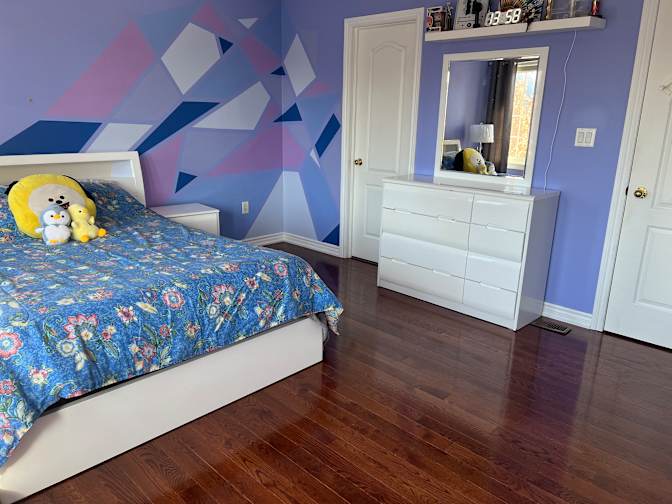 Linda's room