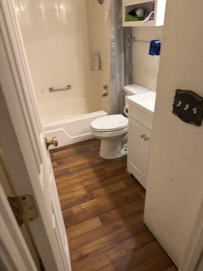 Geoff's room