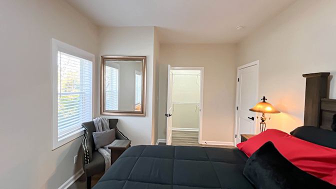 Antonio's room