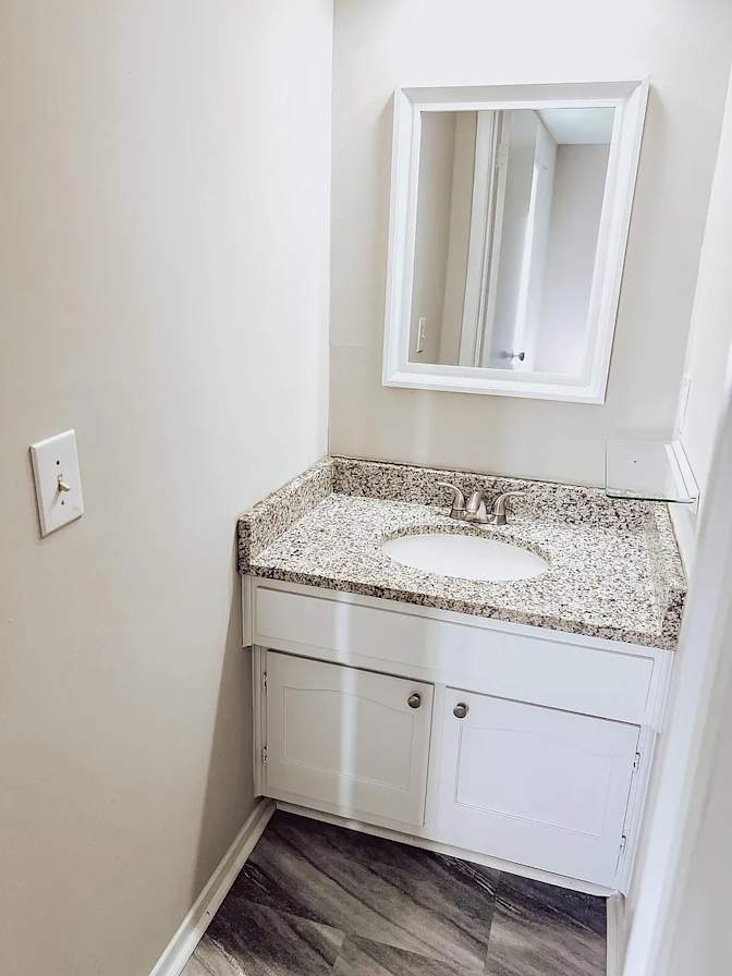 Alcove Rooms's room
