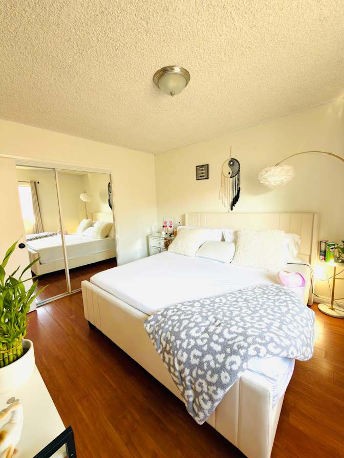 Krystle Sanchez's room