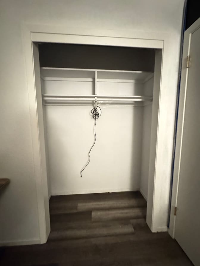 IJ's room