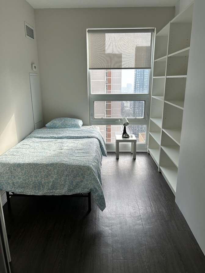 Bawer's room