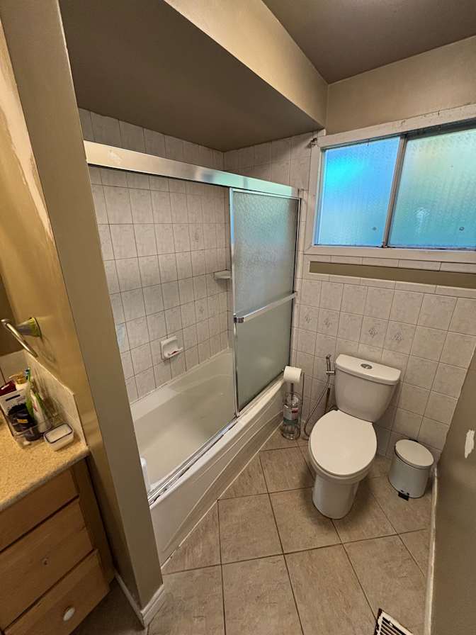 Mansoor Tavassoly's room