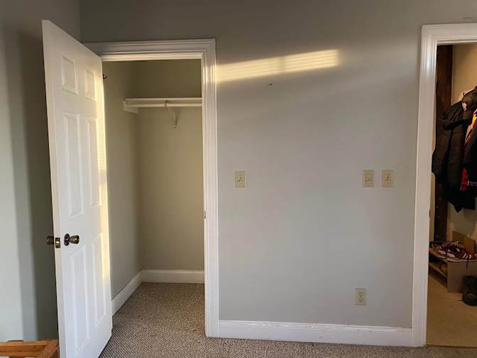 Thomas's room