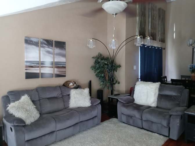 Carl's room