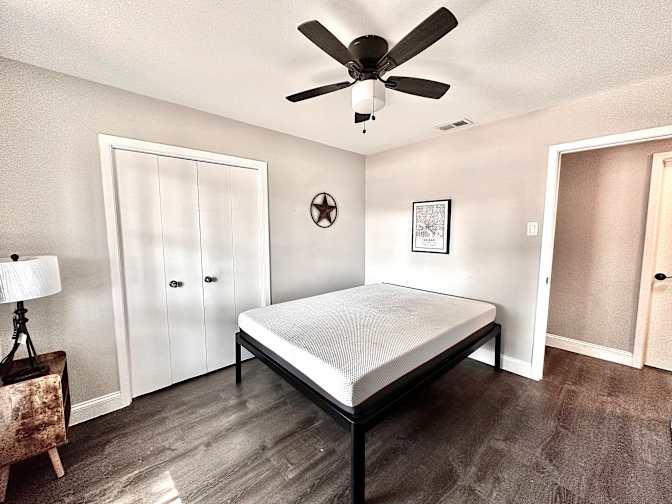 Jorge's room
