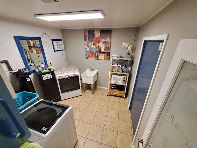 Darryl's room