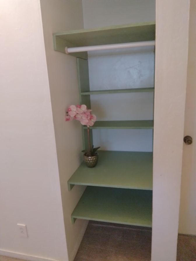 MB's room
