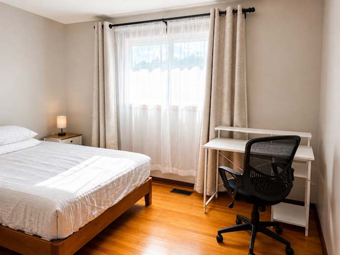 Carl and Jenna's room