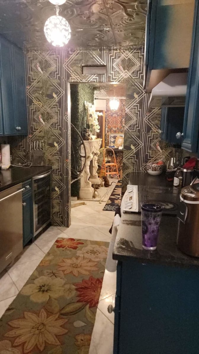 Truly's room